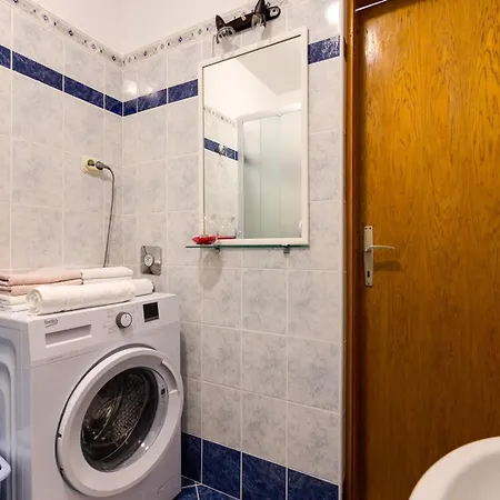 Gisela, Affittacamere Mali Lošinj