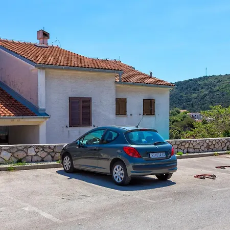 Gisela, Mali Lošinj
